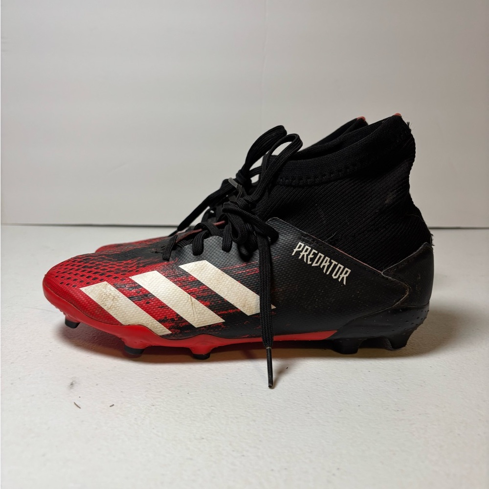 Adidas Predator 20.3 FG Preowned Youth Soccer Cleats Red Black White Size 5
